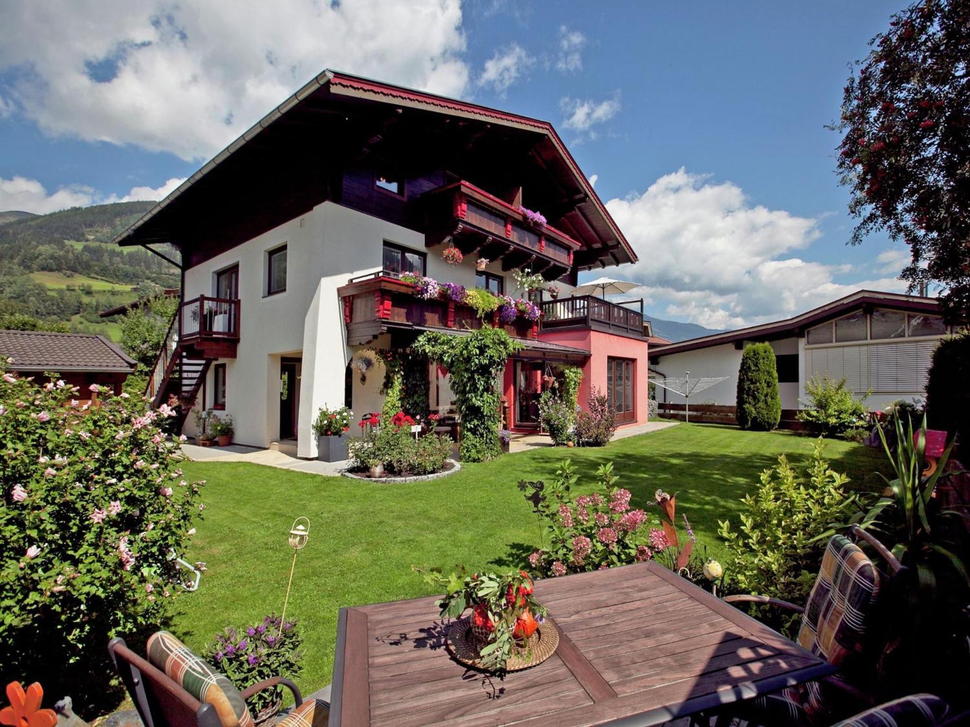 Apartment In Bramberg Am Wildkogel With Balcony Exterior foto